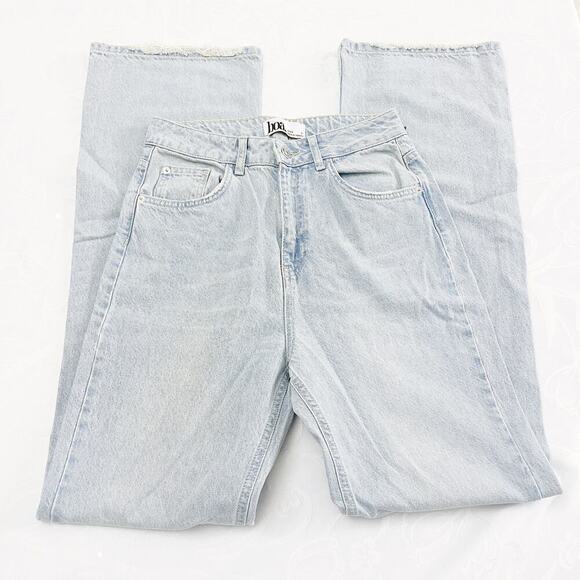 BOA Light Wash Wide Leg Denim jeans Size Small - Picture 6 of 7